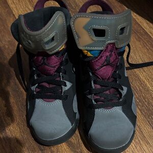 Kids' Black and Gray Sneakers Jordans